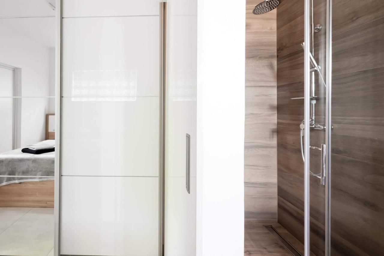 Apartment White Pearl ราชานาส ภายนอก รูปภาพ