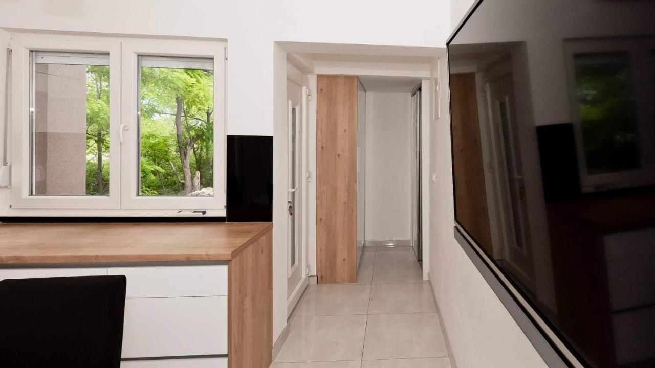 Apartment White Pearl ราชานาส ภายนอก รูปภาพ
