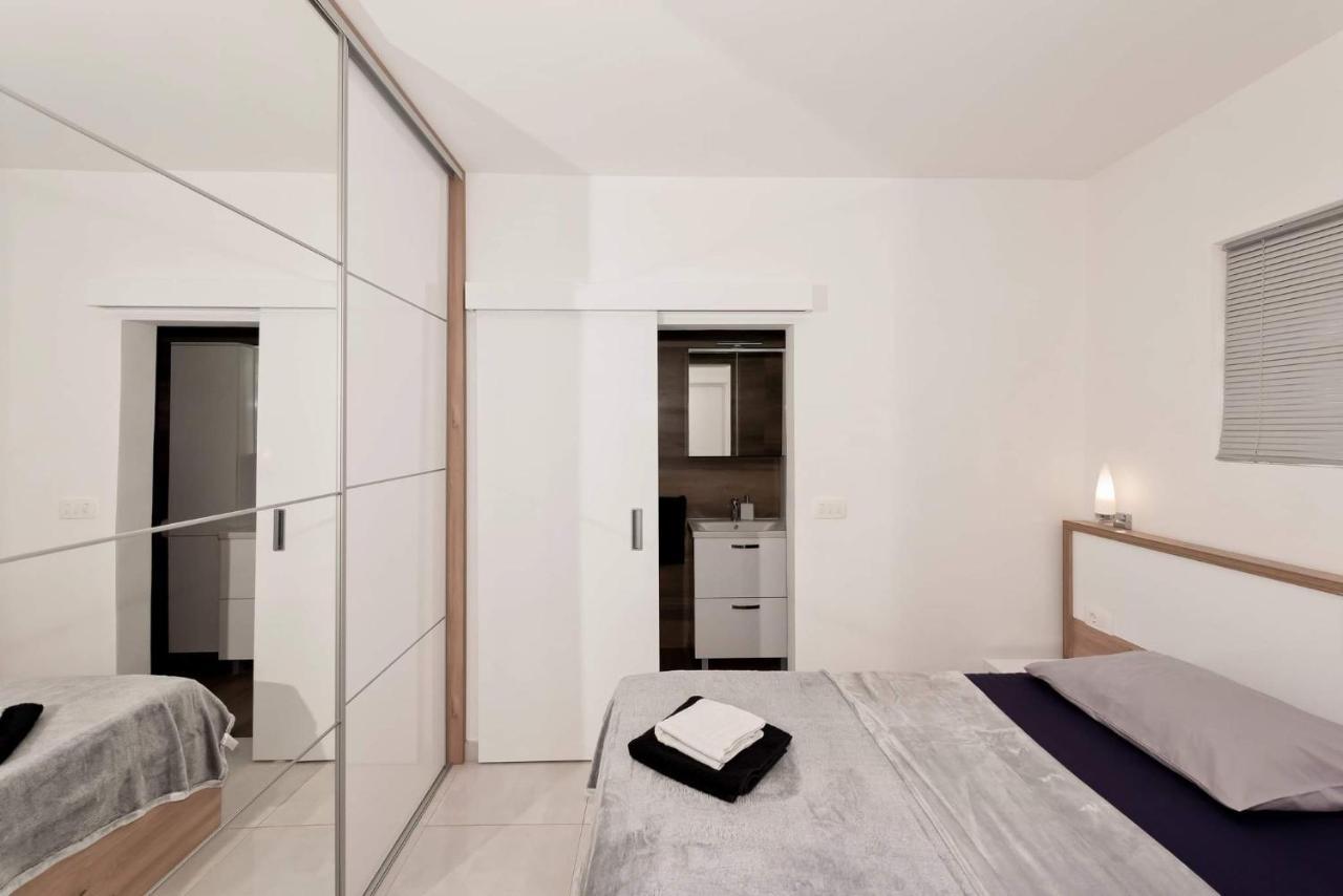 Apartment White Pearl ราชานาส ภายนอก รูปภาพ